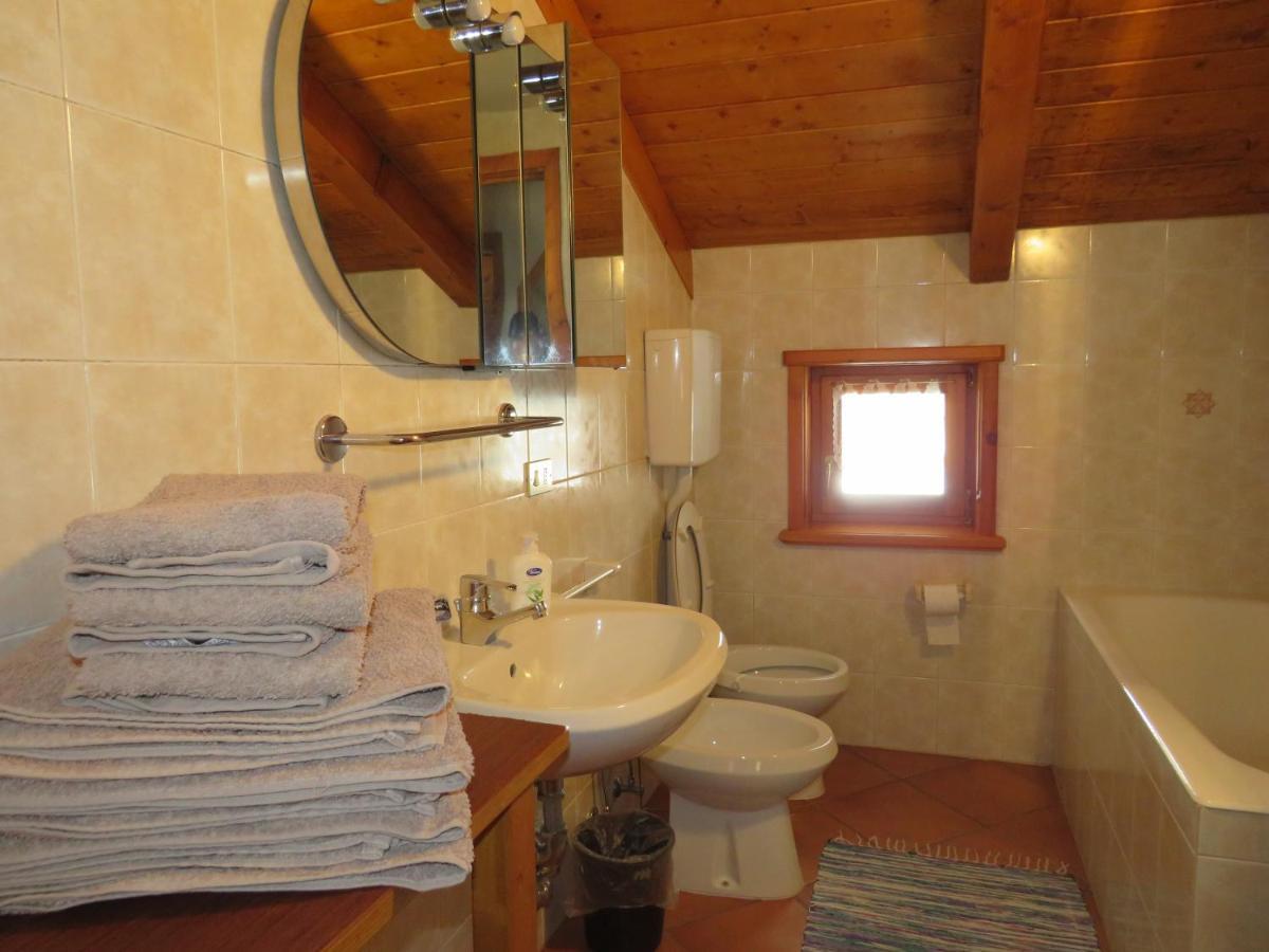 Baita Campacc Livigno Esterno foto